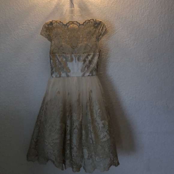 Cream and gold chi chi London dress - Picture 3 of 4